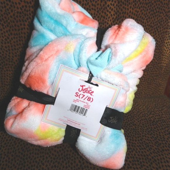 Justice- NWT 2pc Girls Pale Rainbow Color Plush Pajama Set- Size S (7/8) - Picture 4 of 7